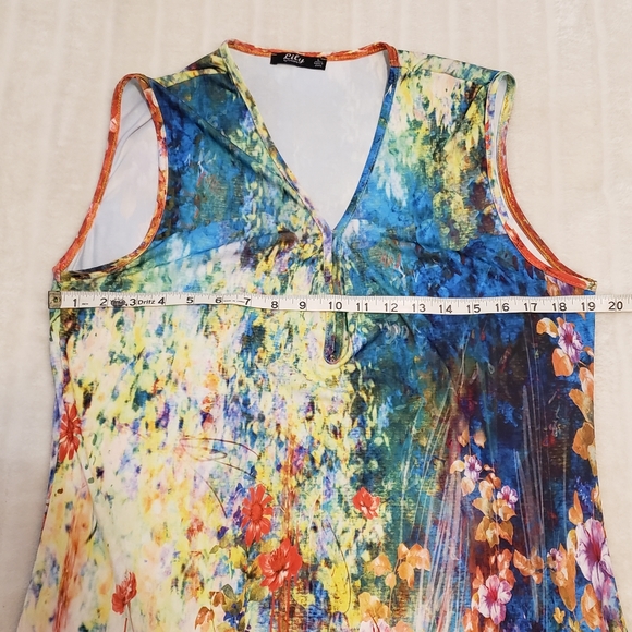 BOGO Free🦋 Lily by Firmiana Long Floral Asymmetrical Hemline Top - Picture 10 of 13